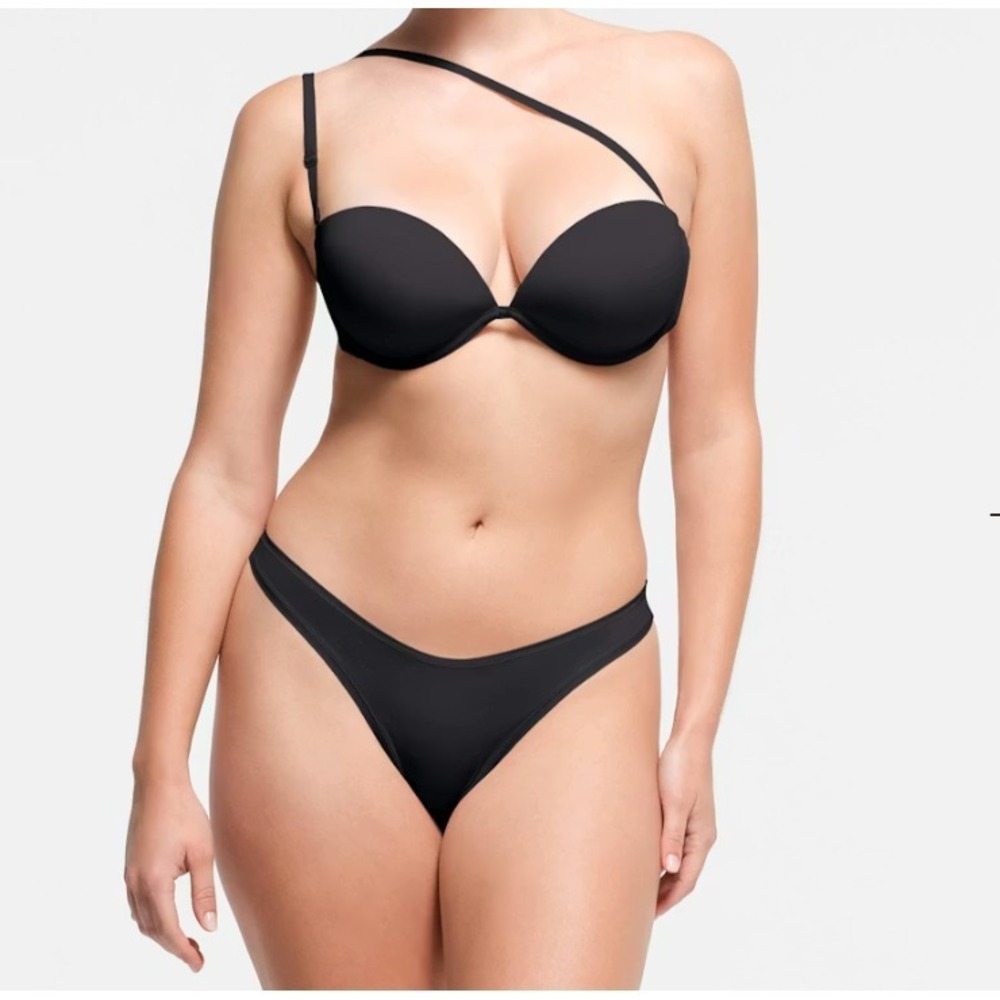 Skims Multi-Way Bra Underwire Bra ST-STP-5942W Onyx, 36A - Picture 2 of 3